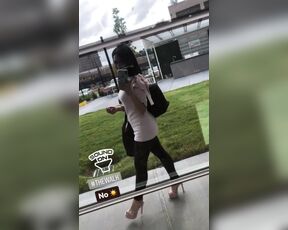 Jennifer Reyna sexy walk 4